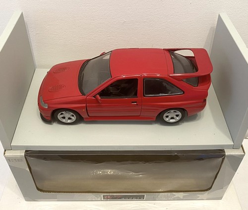 Models ford escort mk4 - 1/18,