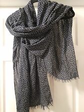 WHISTLES wool scarf.