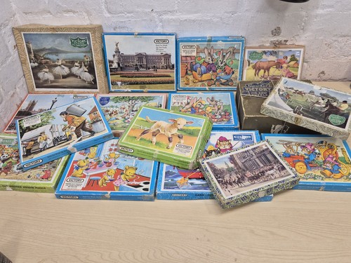 Lot vintage victory - of, 16