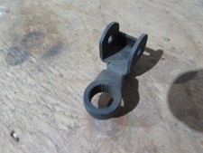 NOS YAMAHA MX400 DT250 MX FOOTREST FOOT PEG MOUNT