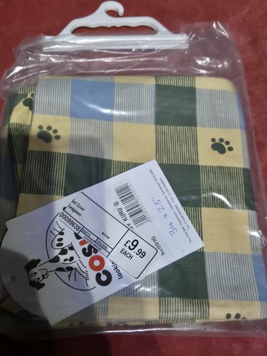 New dog bed - new,