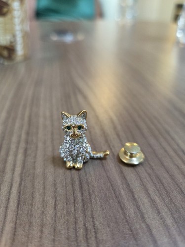 Signed swan swarovski pave - signed,