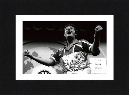 8x6 mount eric bristow signed - mount,