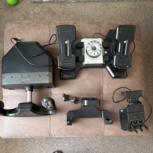 Logitech saitek flight - saitek,