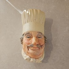 Vintage Wall Hanging Bossons