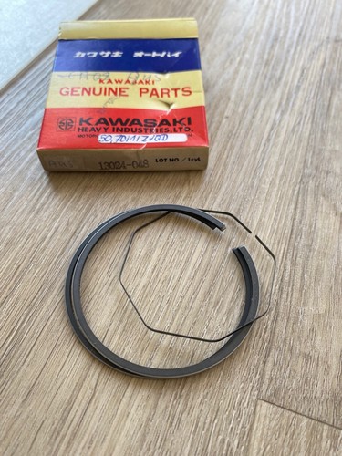 Piston rings genuine kawasaki - genuine,