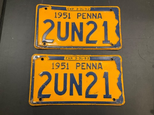 Pair vintage 1951 - pair,