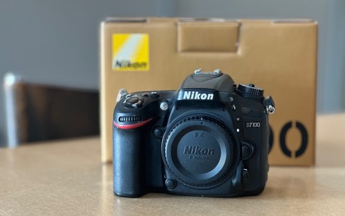 Nikon d7100 body - nikon,