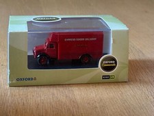 Oxford Diecast 76BD003 Bedford OW Luton Express Goods Van