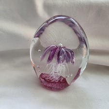 GLASS PAPERWEIGHT WINDS PINK