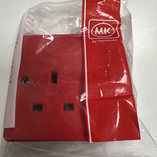 MK K2757D1 RED 1 GANG SOCKET
