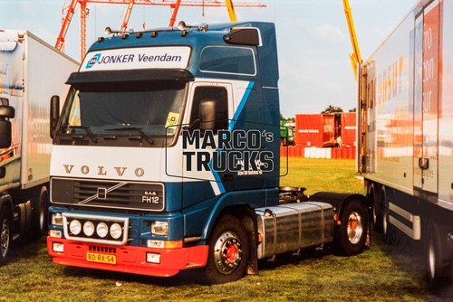 Truck photo volvo - truck,