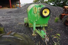 TOWABLE DIESEL BOWSER SINGLE AXLE JOHN DEERE TRACTOR GREEN