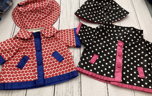 Build bear raincoat hat - a,
