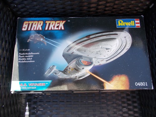 Revell uss voyager model kit - revell,
