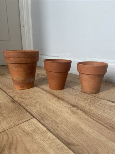 Vintage handmade terracotta - 3x,