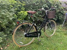 Pendleton Ashwell Classic Ladies Bike with Basket & Kickstand - Hardly Used