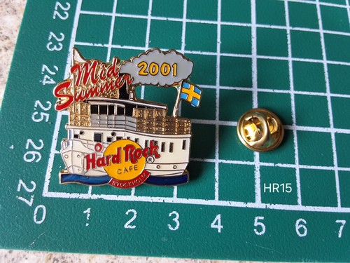 Hard rock cafe pin badge - cafe,