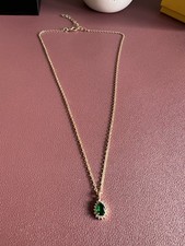 3 Prong Pear 9k Yellow Gold Emerald Shimmer Gemstone Pendant Necklace
