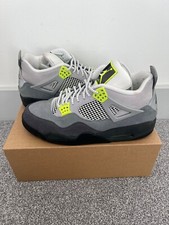 Jordan 4 Retro SE 95 Neon UK