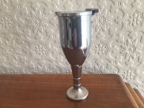 Unusual silver plate chromed - unusual,