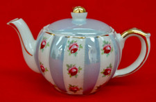 VINTAGE:   GIBSON'S STAFFORDSHIRE - SHAPED SMALL TEAPOT GOLD LUSTRE - SUPER COND