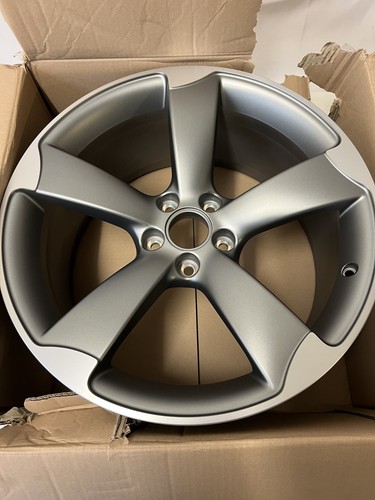 Genuine audi s5 19 - genuine,