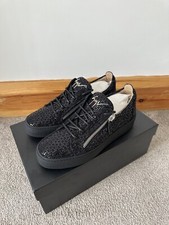 giuseppe zanotti size 7