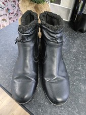 Carvela Kurt Geiger Black