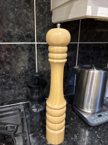 Wooden pepper grinder extra - grinder,