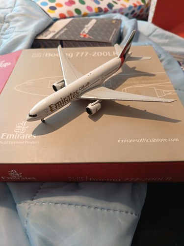 Gemini jets emirates - jets,