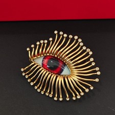 Schiaparelli Long Eyelashes
