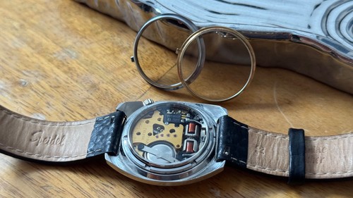 Accutron spaceback display - accutron,