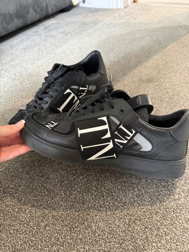 Men valentino garavani - valentino,
