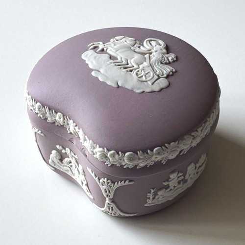 Rare vintage wedgwood lilac - rare,