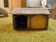 N Scale Graham Farish Dutch Barn 42-0056