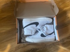 Nike Blazer Mid 77 Trainers