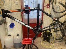 Giant Terrago Hybrid Mountain Bile Frame, Size Medium, Colour Black. Used, Good