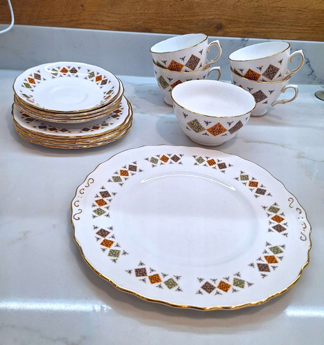 Colclough crispin bone china - bone,
