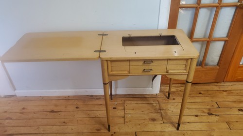 Vintage singer sewing machine - singer,