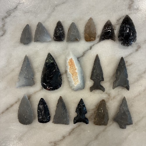 Lot modern hand knapped - lot,