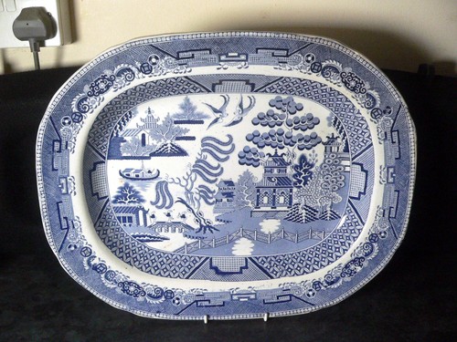 Antique willow pattern - antique,