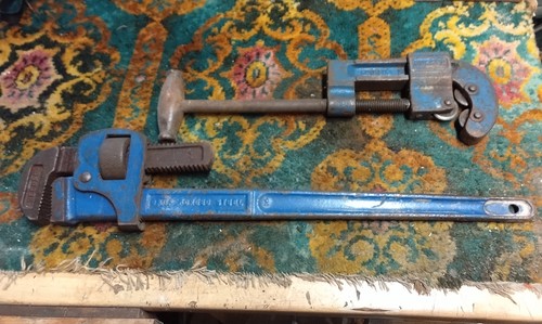 Steelsons and pipe cutter - ,