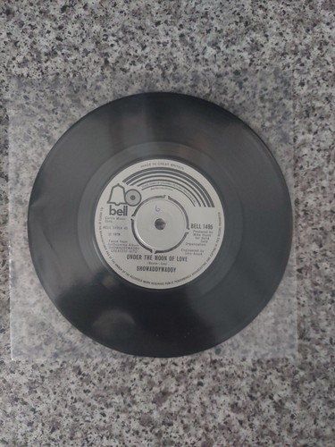 Showaddywaddy under the - –,