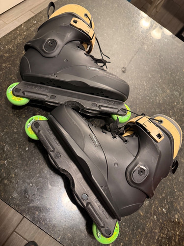 Faction plastiks skates size - plastiks,