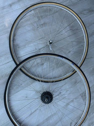 Vintage 1980s bike wheels - vintage,