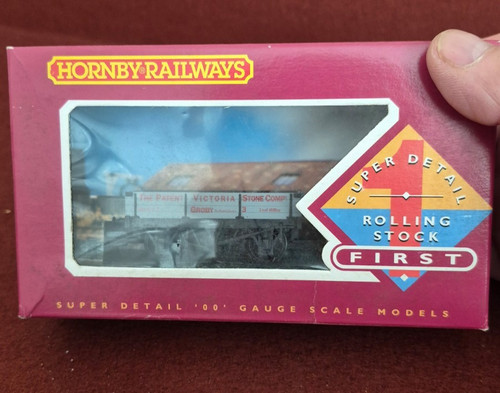 Hornby r151 victoria plank - hornby, 3