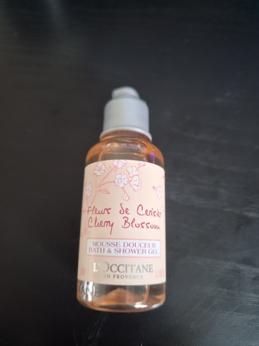 Occitane cherry blossom bath - cherry,