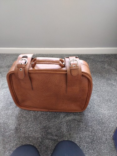 Vintage tan faux leather - tan,