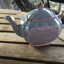 Vintage Sadler 1 Pint Teapot Lovely A Powder Blue/gold Lustre , Mother Of Pearl